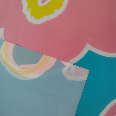 24g±2g/m2 Βασικό βάρος Αναπνευστική ταινία PE Backsheet Diaper Πηγή για συσκευασία