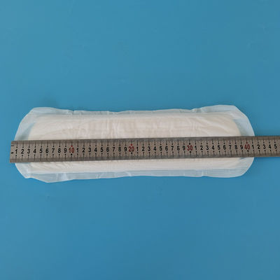 Μητέρα Μαρτύρια Pads Μετά την παράδοση Maxi / Super Cotton εξατομικευμένο OEM ODM αναπνευστική νύχτα